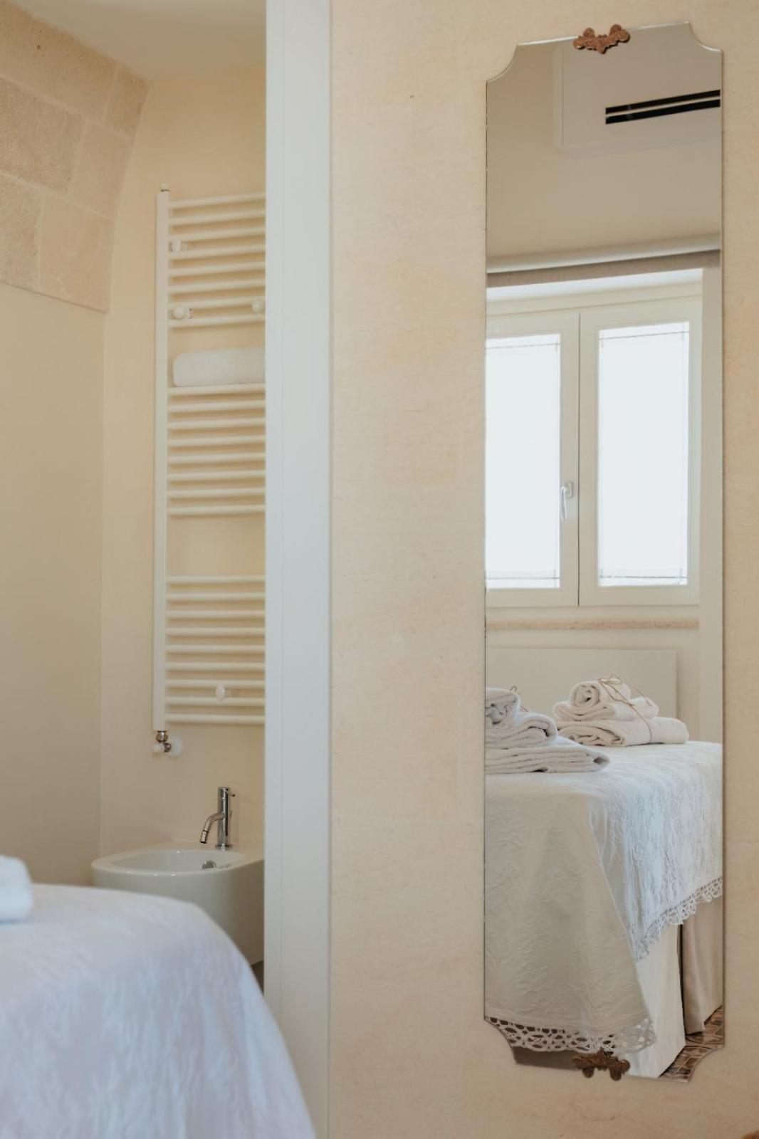 Le Maioliche - Apulian B&B Гротталье Экстерьер фото