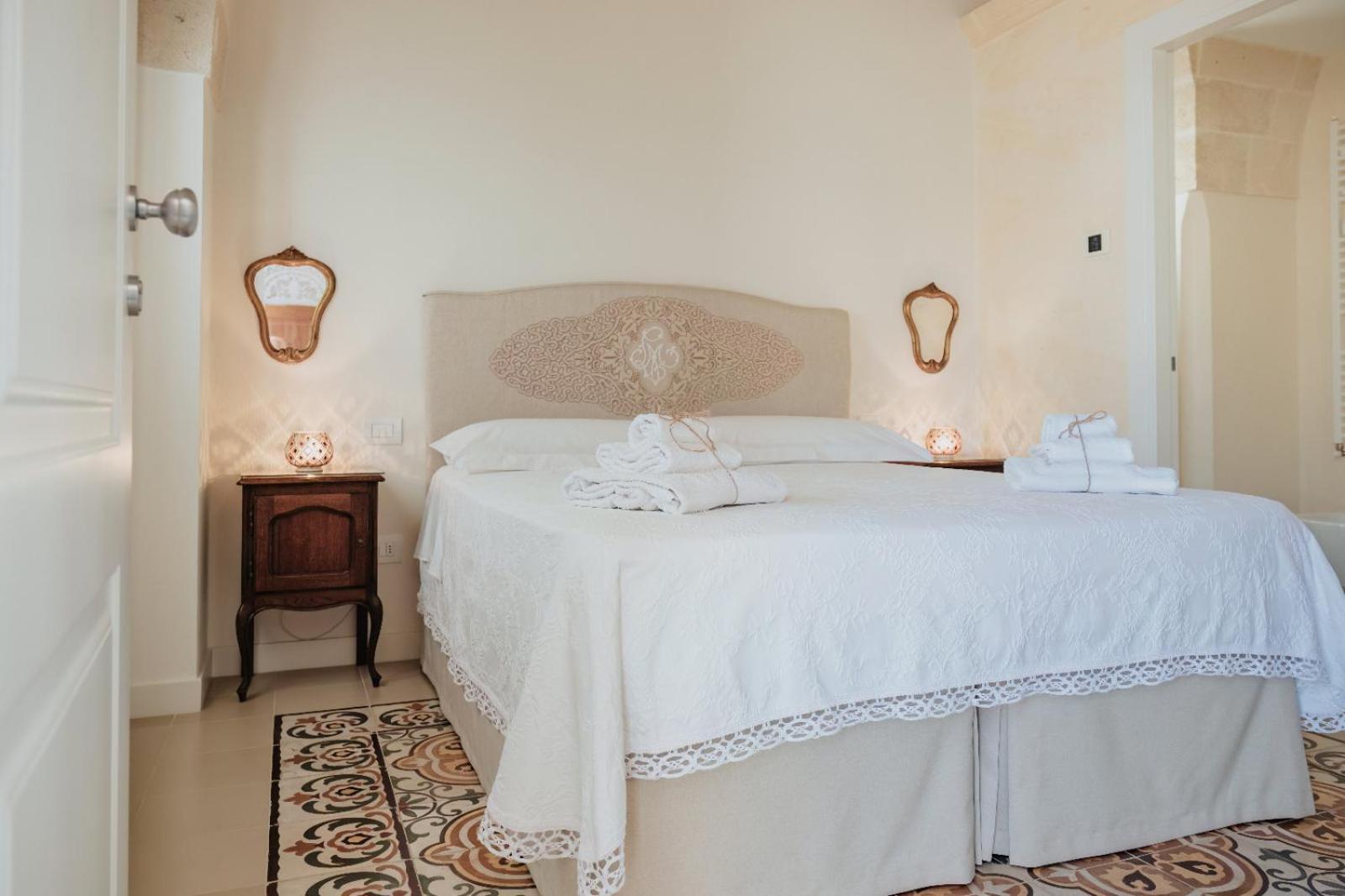 Le Maioliche - Apulian B&B Гротталье Экстерьер фото
