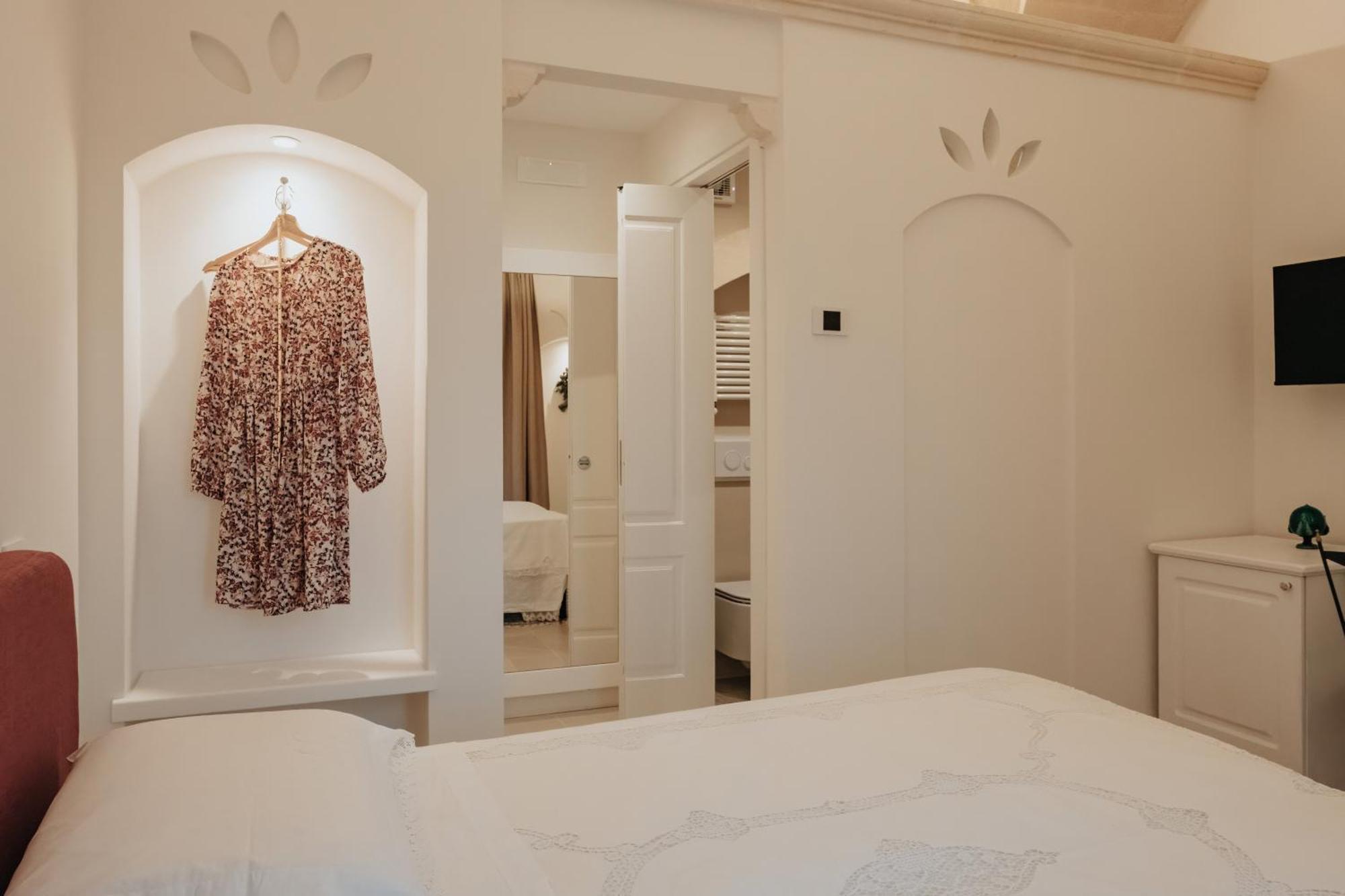 Le Maioliche - Apulian B&B Гротталье Экстерьер фото